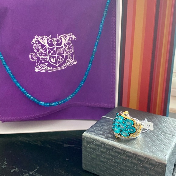 Gems En Vogue Ring Parabia Topaz Ring & Necklace - Picture 14 of 16